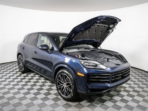 New 2026 Porsche Cayenne image 36