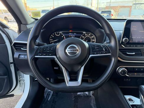 Used 2020 Nissan Altima 2.5 S image 25