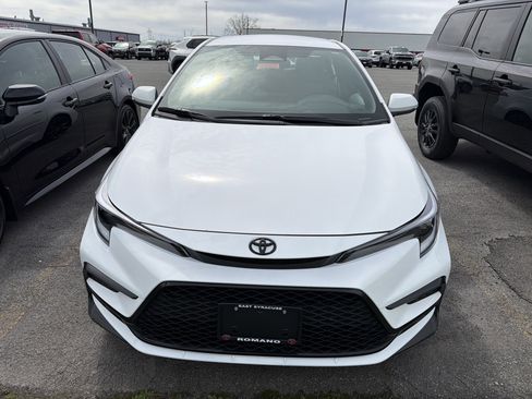 New 2026 Toyota Corolla SE FWD image 3
