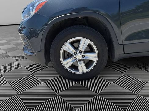 Certified 2021 Chevrolet Trax LT AWD/4WD image 9