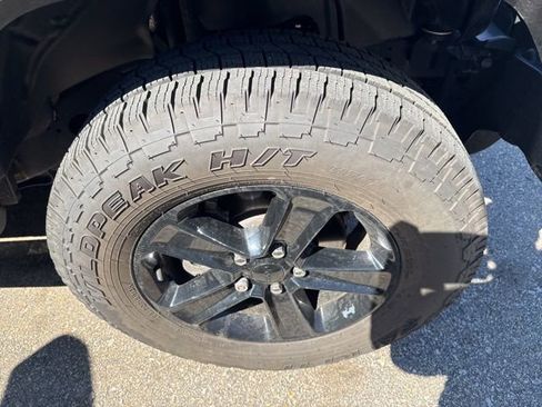 Used 2021 Jeep Wrangler Unlimited Sahara image 4