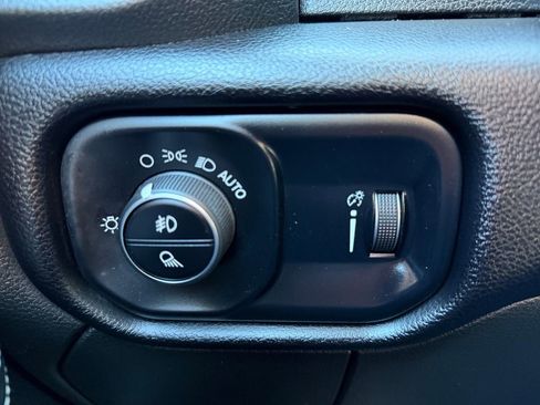 Used 2024 RAM 2500 Big Horn image 17