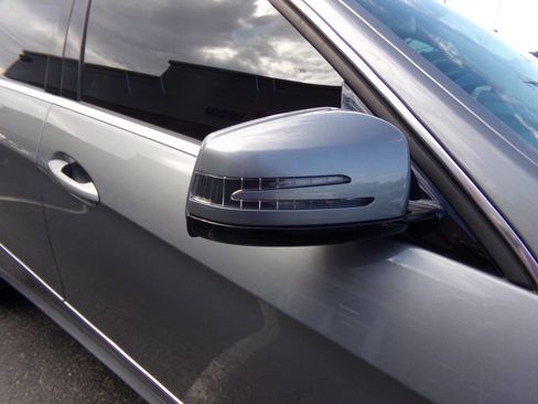 Used 2012 Mercedes-Benz E 350 4MATIC Sedan image 43