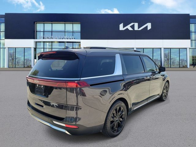 Certified 2024 Kia Carnival SX Prestige FWD image 4