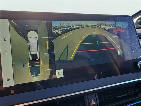 Used 2023 Toyota Prius Limited image 16