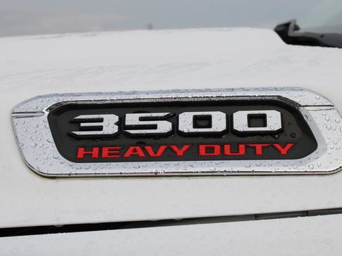 Used 2021 RAM 3500 Tradesman image 10