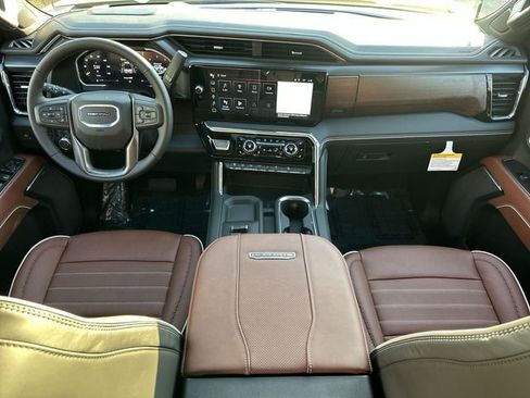 New 2026 GMC Sierra 2500 Denali Ultimate w/ Max Trailering Package image 8