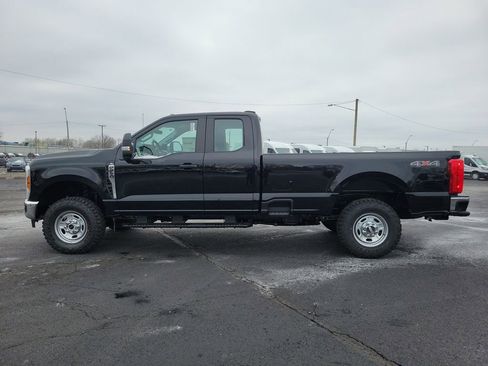 New 2026 Ford F250 XL w/ XL Off-Road Package image 7