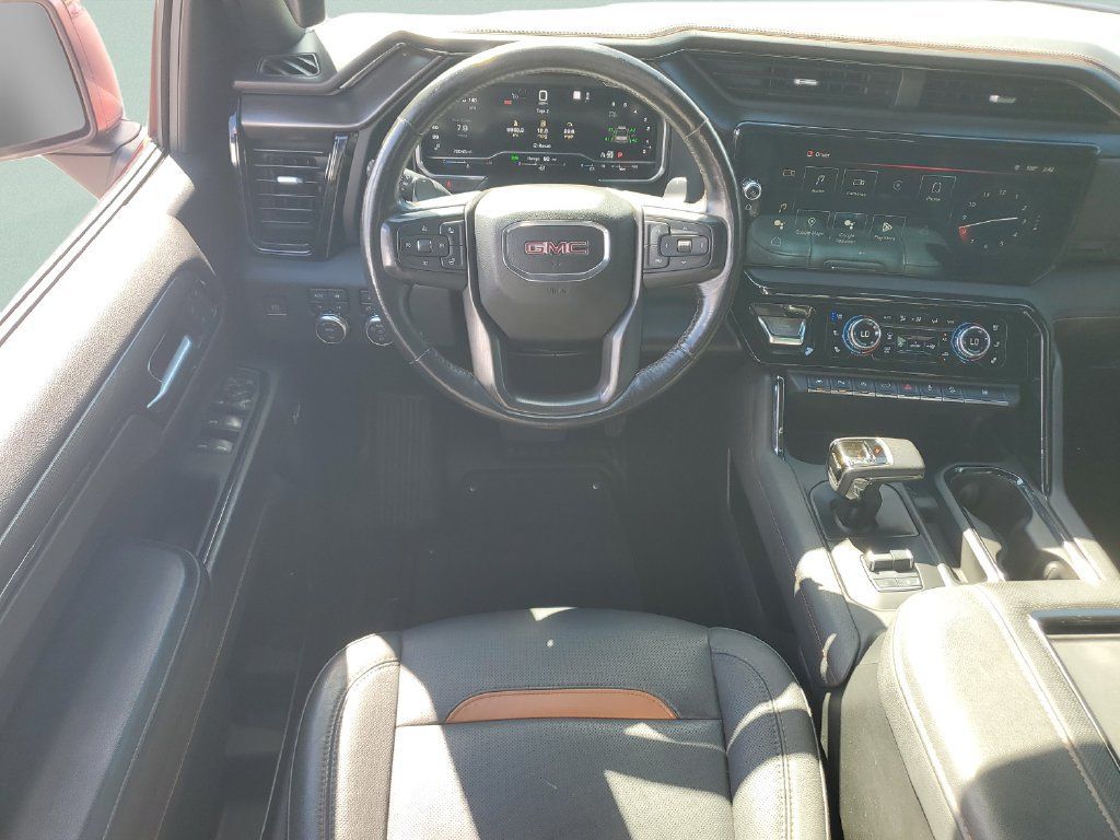 Used 2022 GMC Sierra 1500 AT4 w/ AT4 Premium Package AWD/4WD image 12