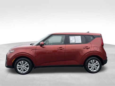 Certified 2021 Kia Soul LX image 6