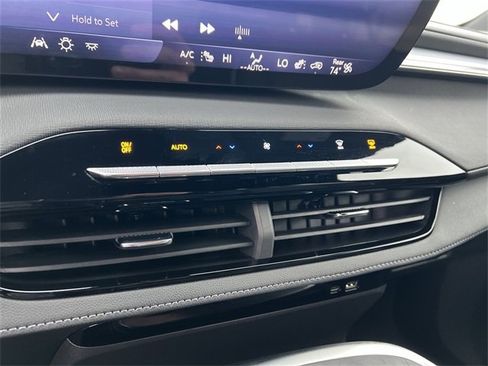 Certified 2025 Buick Enclave Sport Touring image 16