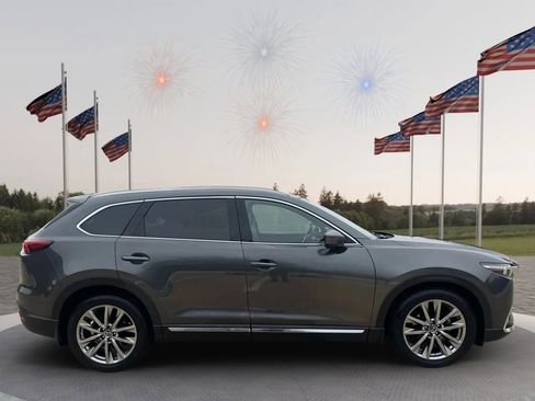 Used 2018 MAZDA CX-9 Signature image 2