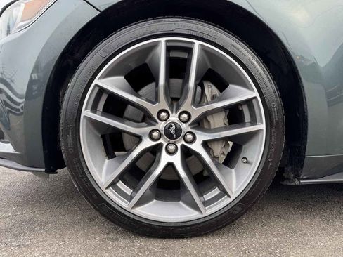 Used 2016 Ford Mustang GT Premium image 19