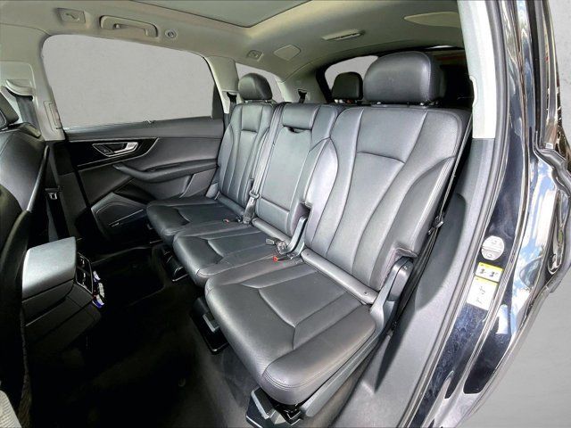 Used 2017 Audi Q7 3.0T Prestige AWD/4WD image 27