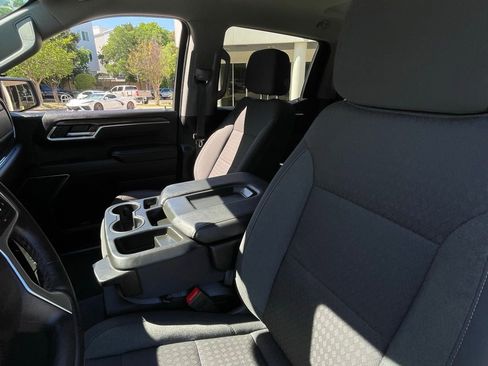 Used 2025 Chevrolet Silverado 1500 LT image 22