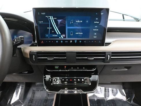 Used 2024 Lincoln Corsair AWD w/ Equipment Group 101A image 35