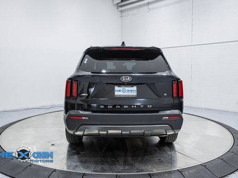 Used 2021 Kia Sorento S image 6