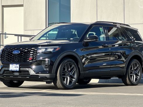 New 2025 Ford Explorer ST w/ Sun And Sound Package image 7