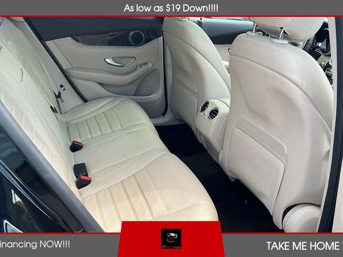 Used 2016 Mercedes-Benz GLC 300 4MATIC image 10