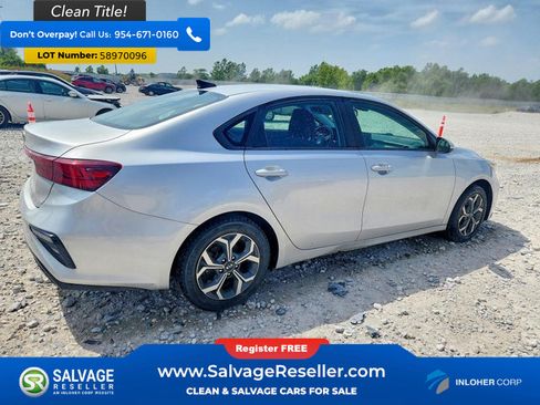 Used 2019 Kia Forte LXS FWD image 4