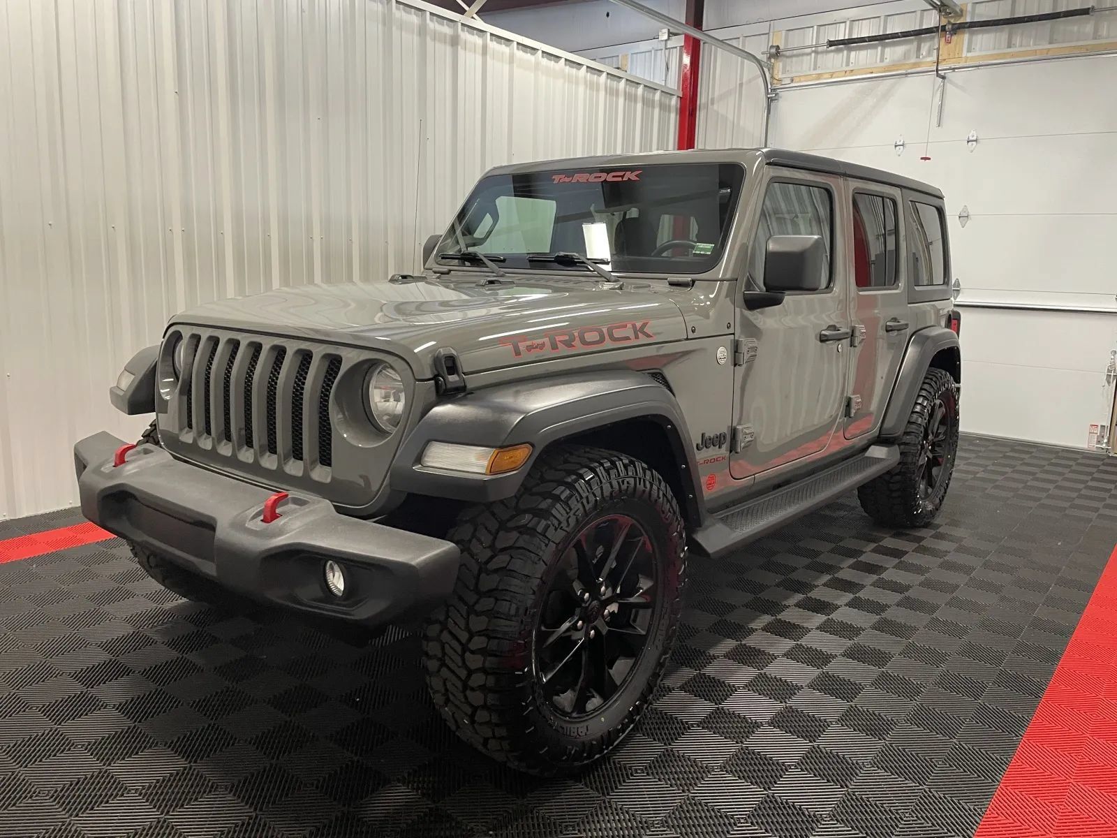 Used 2021 Jeep Wrangler Unlimited Sport AWD/4WD image 5