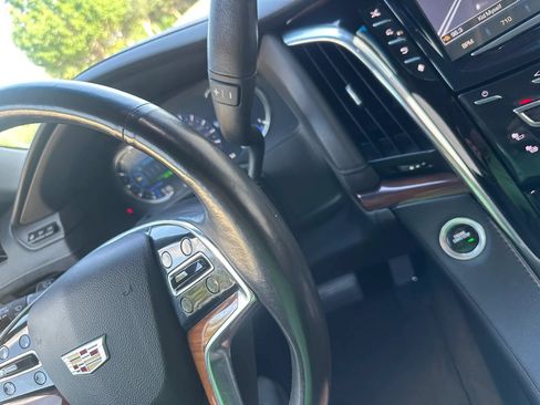 Used 2016 Cadillac Escalade Premium RWD image 43