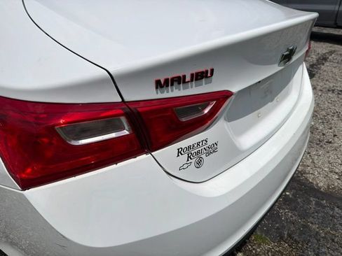 Used 2018 Chevrolet Malibu LT w/ Leather Package FWD image 26