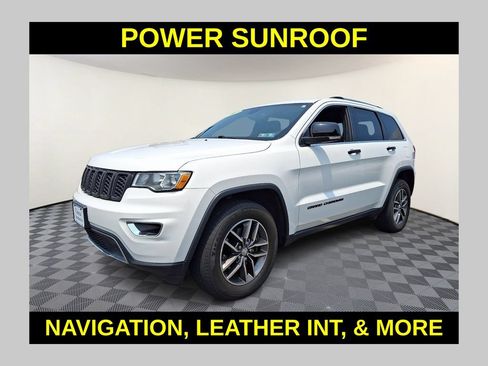 Used 2017 Jeep Grand Cherokee Limited AWD/4WD image 1