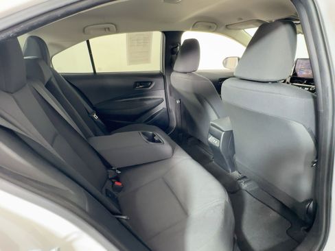 Used 2024 Toyota Corolla LE image 27