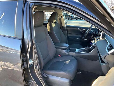 Used 2024 Toyota RAV4 LE image 11