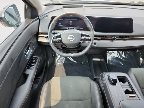 Used 2023 Nissan Ariya FWD image 10