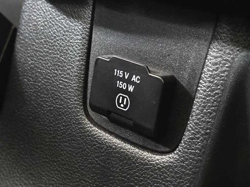 Used 2015 Jeep Wrangler Unlimited Rubicon w/ Connectivity Group AWD/4WD image 34