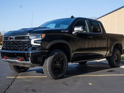 New 2026 Chevrolet Silverado 1500 ZR2 image 4