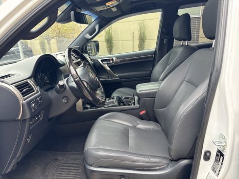 Used 2021 Lexus GX 460 Premium image 17