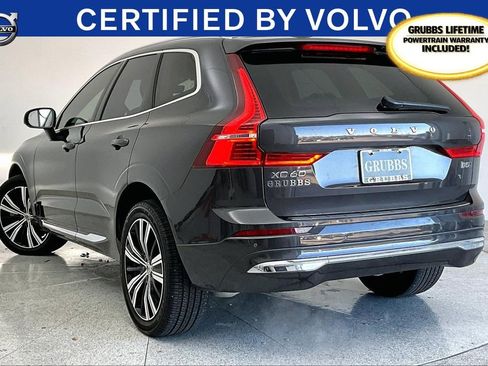 Certified 2023 Volvo XC60 B5 Ultimate w/ Climate Package image 17