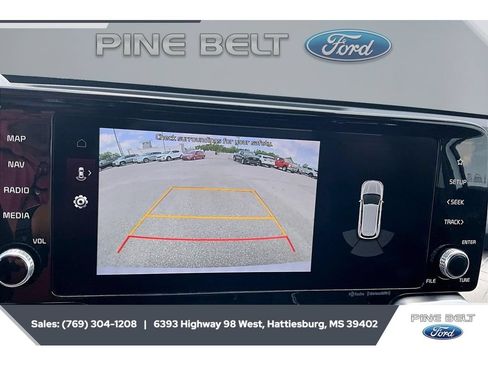 Used 2022 Kia Sorento S w/ Panoramic Sunroof Package FWD image 15