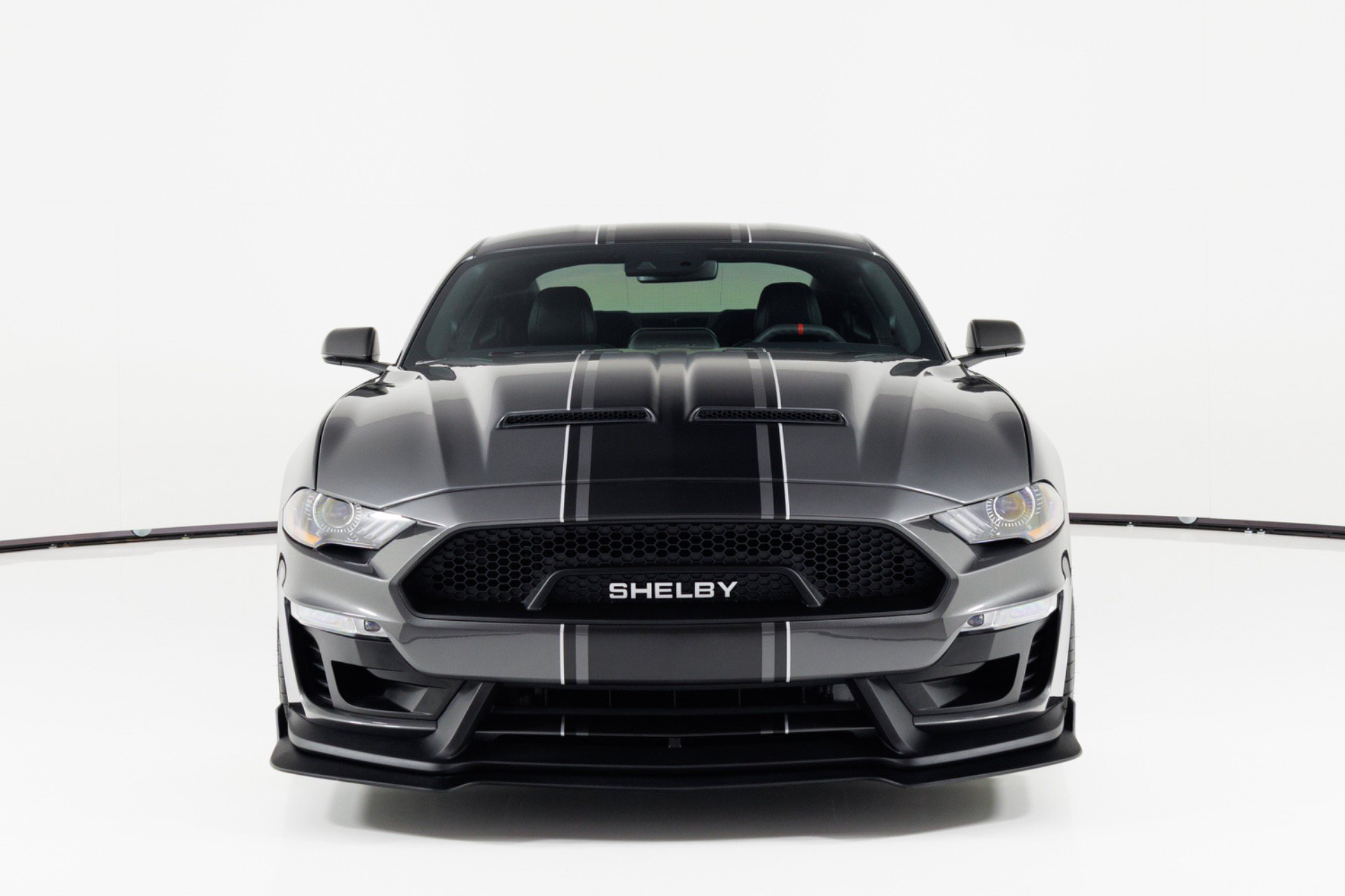 Used 2019 Ford Mustang GT Premium w/ GT Performance Package RWD image 8