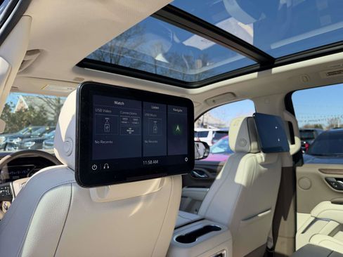 Certified 2021 GMC Yukon XL Denali w/ Denali Premium Package image 16