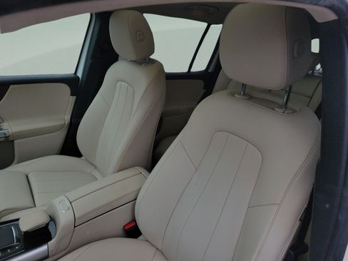 Certified 2023 Mercedes-Benz GLB 250 image 18
