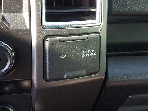 Used 2016 Ford F150 XLT w/ Equipment Group 302A Luxury AWD/4WD image 26