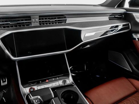 Used 2023 Audi S6 Prestige w/ Prestige Package image 34