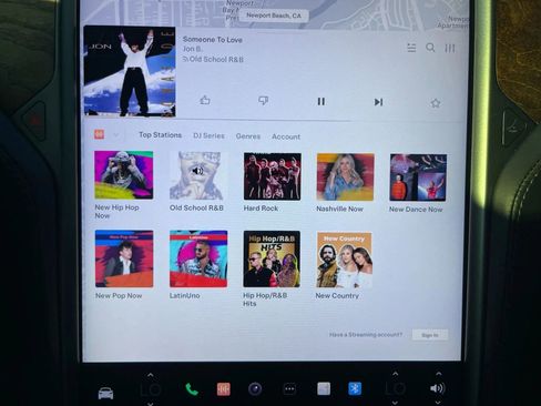 Used 2020 Tesla Model X Long Range image 32