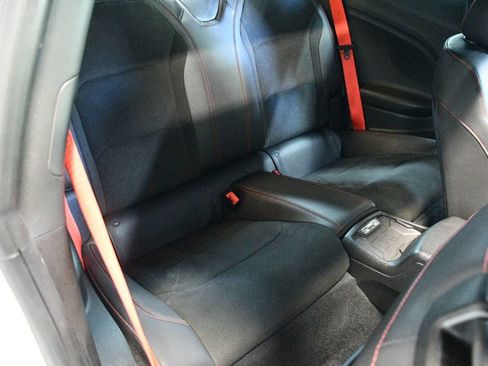 Used 2018 Chevrolet Camaro ZL1 RWD image 33