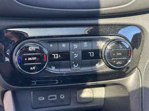 Used 2023 Buick Encore GX Essence w/ Experience Buick Package image 25