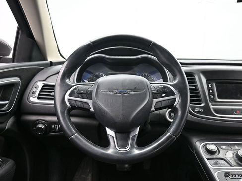 Used 2015 Chrysler 200 Limited w/ Convenience Group image 38