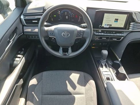 Used 2026 Toyota Camry LE image 13