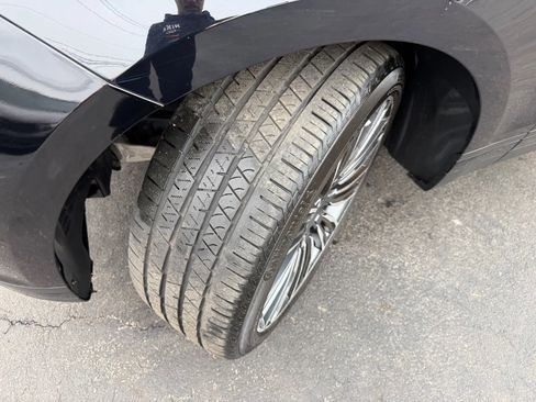 Used 2020 Land Rover Range Rover Velar S image 43