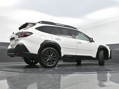 Used 2024 Subaru Outback Onyx Edition image 29