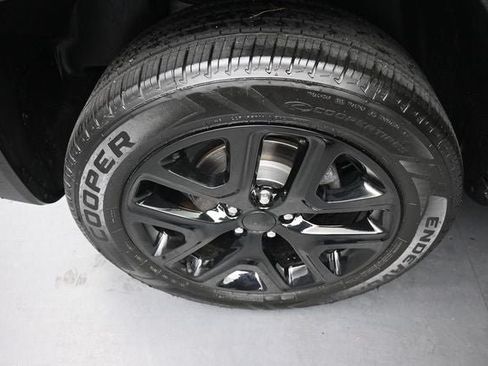 Used 2022 Jeep Renegade Altitude AWD/4WD image 15