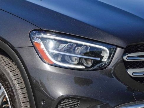 Certified 2022 Mercedes-Benz GLC 300 image 9